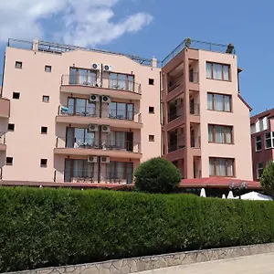 Friends Family Otel