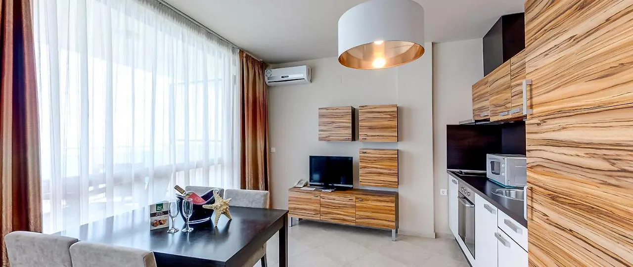 *** Apart-hotel Briz Beach Apartments Sunny Beach Bulgária